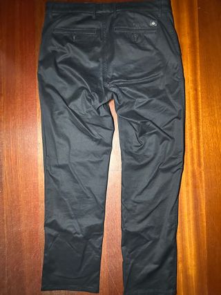 Pantalón negro Dockers Original Chino – Talla 36