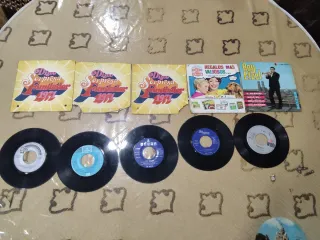 Lote de 50 Vinilos Singles Varios Artistas