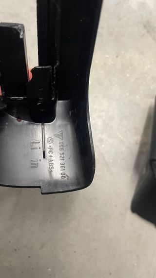 Cubierta Izquierda y derecha  Riel Asiento