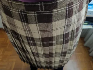 Falda tableada cuadros beige y marrón T44