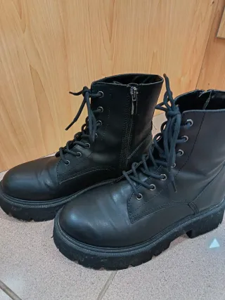 Botas Bershka negras