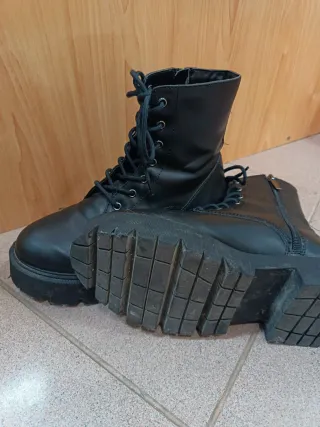 Botas Bershka negras