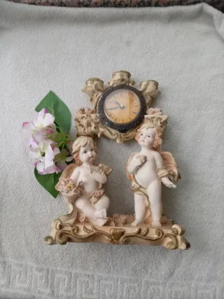 Candelabro de ángeles vintage