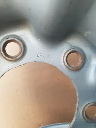 5 LLANTAS NISSAN TERRANO  16