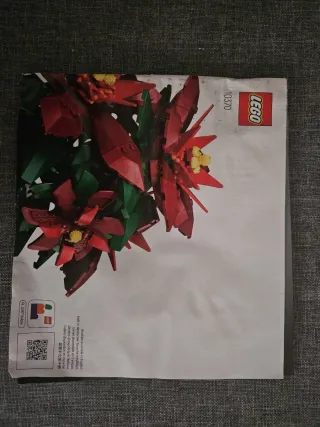 Lego 10370 Poinsettia.