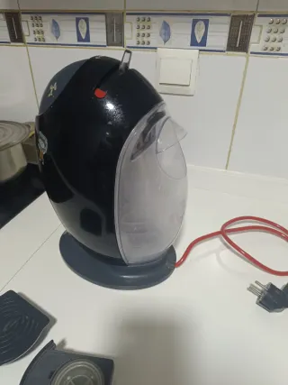 Cafetera Nescafé Dolce Gusto Negra