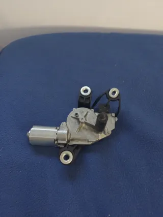 Motor limpiaparabrisas trasero VW Golf V original