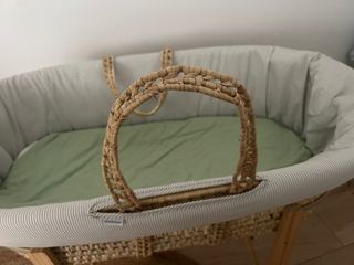 Minicuna mimbre balancín con vestidura