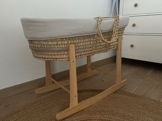 Minicuna mimbre balancín con vestidura