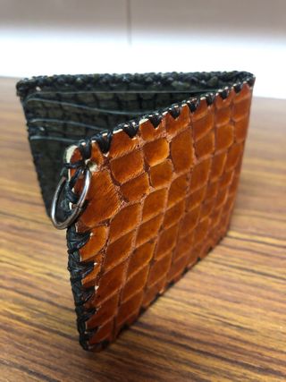 Cartera de piel cocodrilo