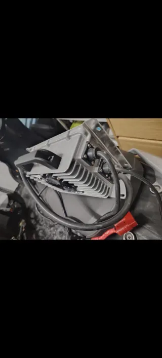 Cargador rápido batería Silence. 35 amperios