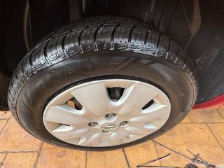 Nissan Micra visia 1.2 gasolina 80Cv 2006