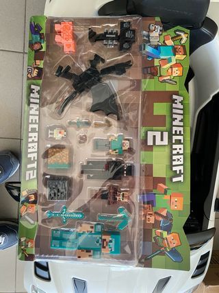 Kit Minecraft com figuras e acessórios