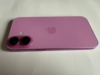 iPhone 16 Rosa