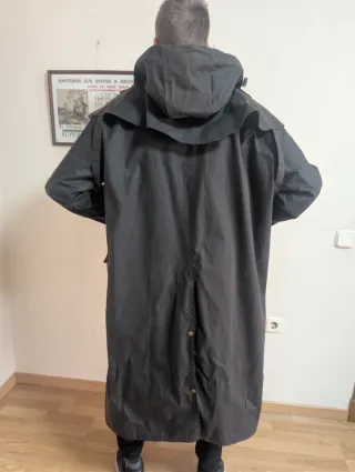 Capa Regatta Negra Larga