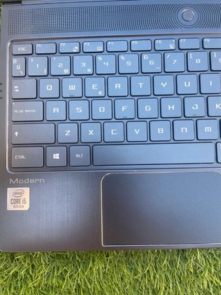 Portátil Msi Modern 14 • i5-10GEN • 512GB SSD •