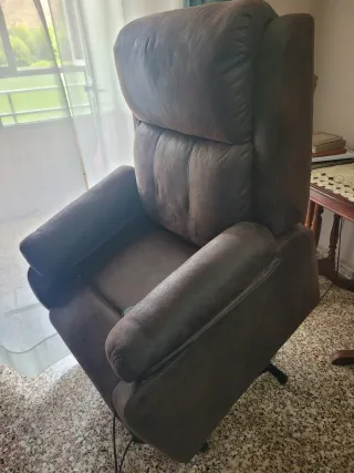 Poltrona relax con funzione sollevatore