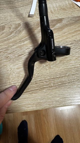 Freno delantero Shimano MT201