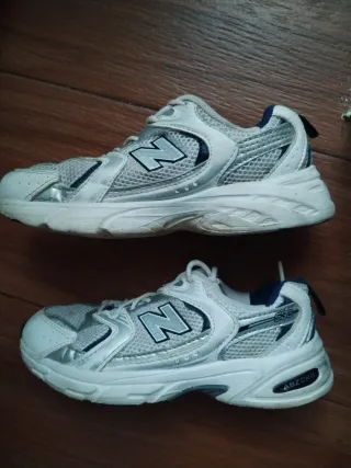 Lote 2 pares Zapatillas Adidas Blancas