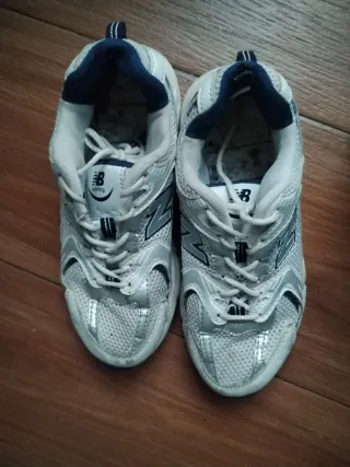 Lote 2 pares Zapatillas Adidas Blancas