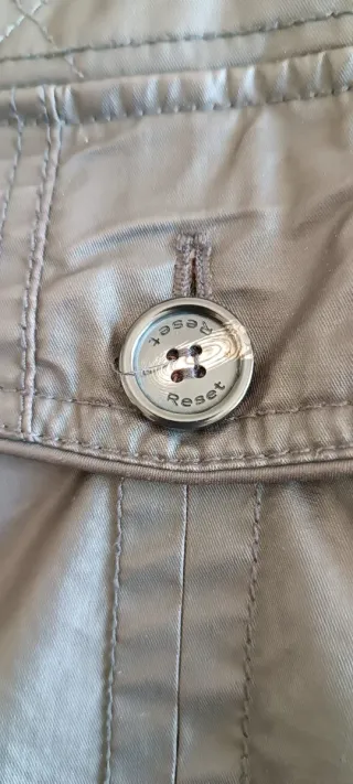 Chaqueta marrón Reset