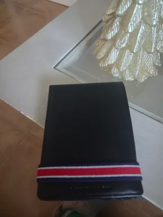 Conjunto Cartera y Llavero Caballero Negro