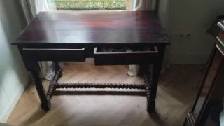 Mesa vintage madera maciza con cristal