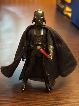 Figura Darth Vader Star Wars capa y espada