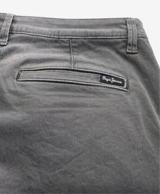 Pantalón cargo gris talla 30/32