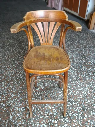 Taburete estilo irlandés madera y