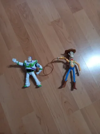 Figuras Toy Story Woody 20cm y Buzz 15cm