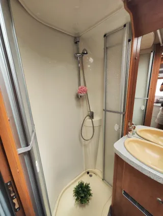 Autocaravana Carthago Chic i47