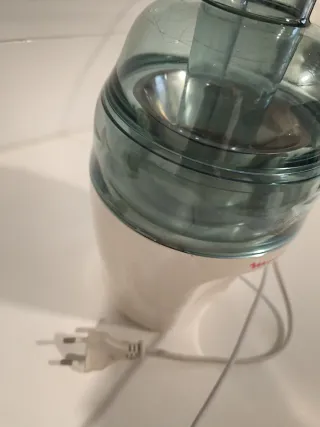 Licuadora Moulinex Blanca y Transparente