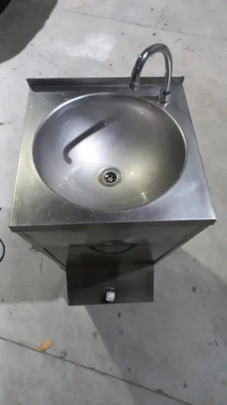 Lavabo de pie de acero inoxidable