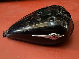 Depósito Gasolina Kawasaki VN900 2016