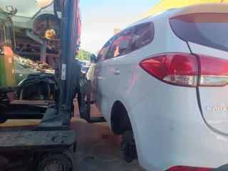 Kia Carens para piezas
