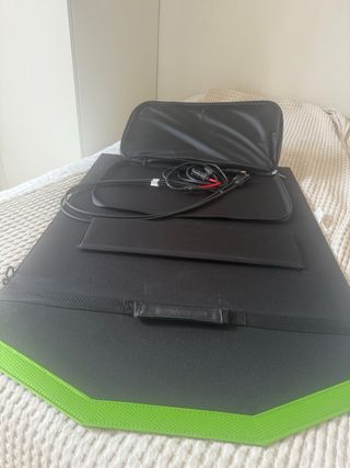 Generador eléctrico con panel solar