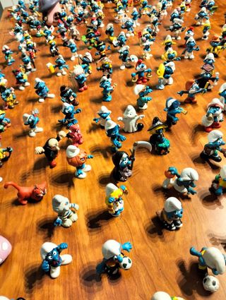 Lote 175 Pitufos + 3 casas. Todo es Schleich