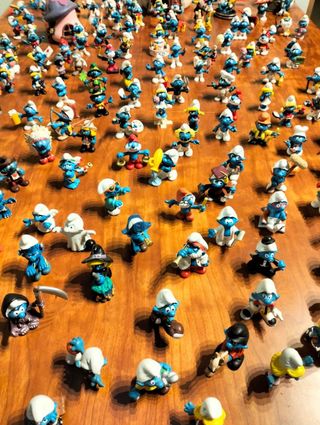 Lote 175 Pitufos + 3 casas. Todo es Schleich