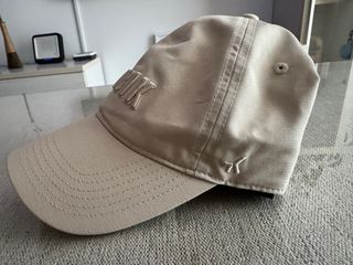 Gorra Gobik Unwind color beige arena