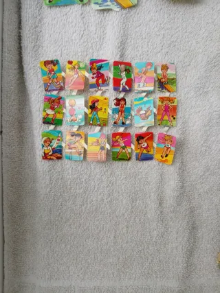 Cromos troquelados de figuras y animales