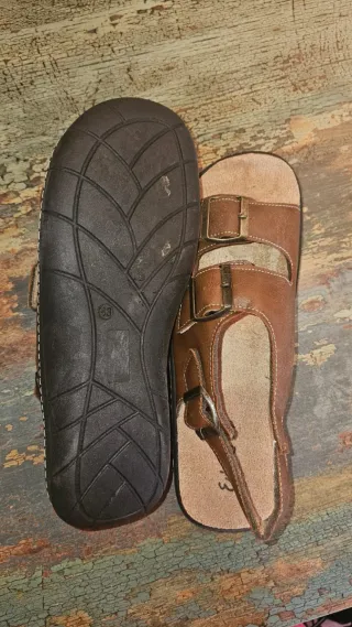 Sandalias NUEVAS Marrones Hombre T43 Hebillas