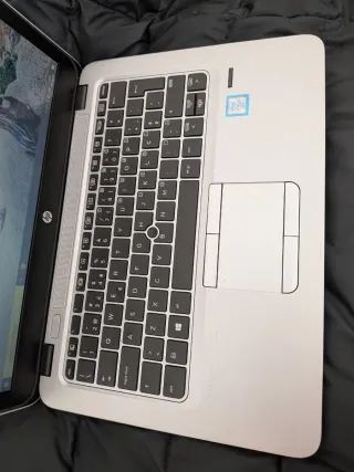 HP EliteBook 820 G3 SSD 256GB