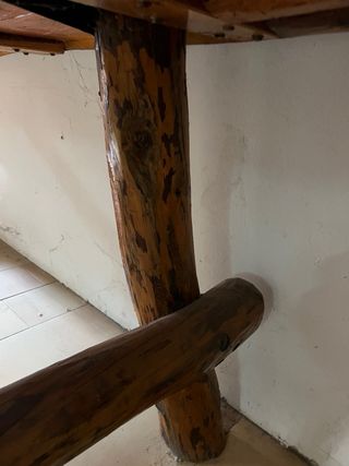 Mesa rústica grande de madera