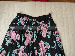 Falda larga estampada floral talla 42