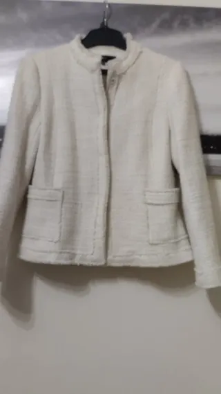 Chaqueta tweed beige/blanca