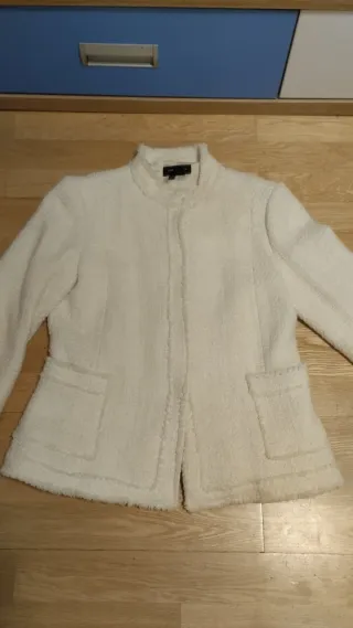 Chaqueta tweed beige/blanca