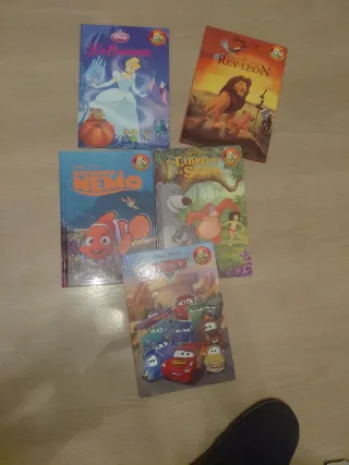 Rey león Cenicienta  Cars Nemo Libro de  la Selva