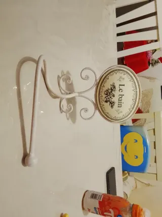 Portarotolo carta igienica decorato