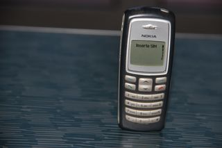 Teléfono Móvil Nokia 2100